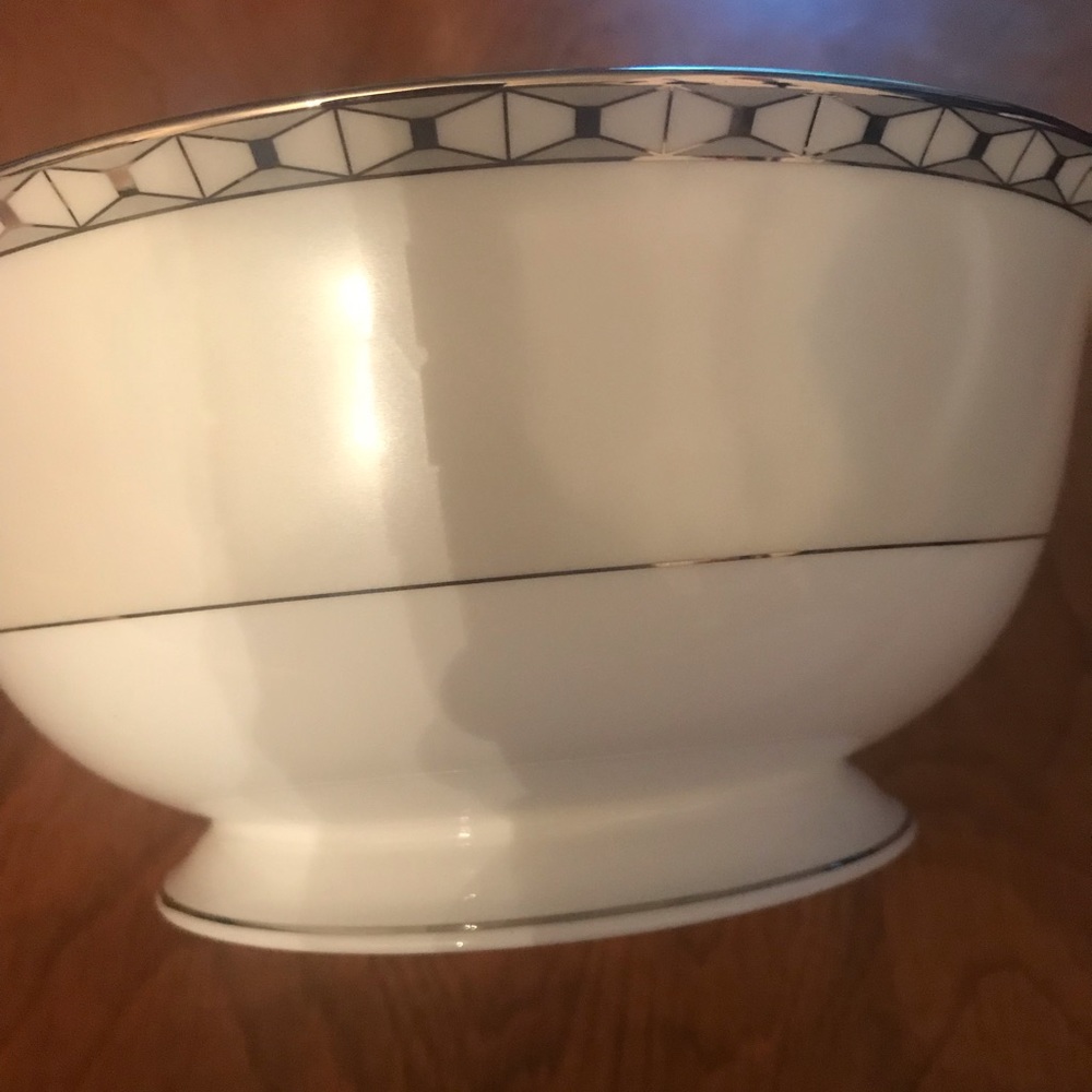 Kate Spade New York Signature Serving Bowl - Picture 6 of 7
